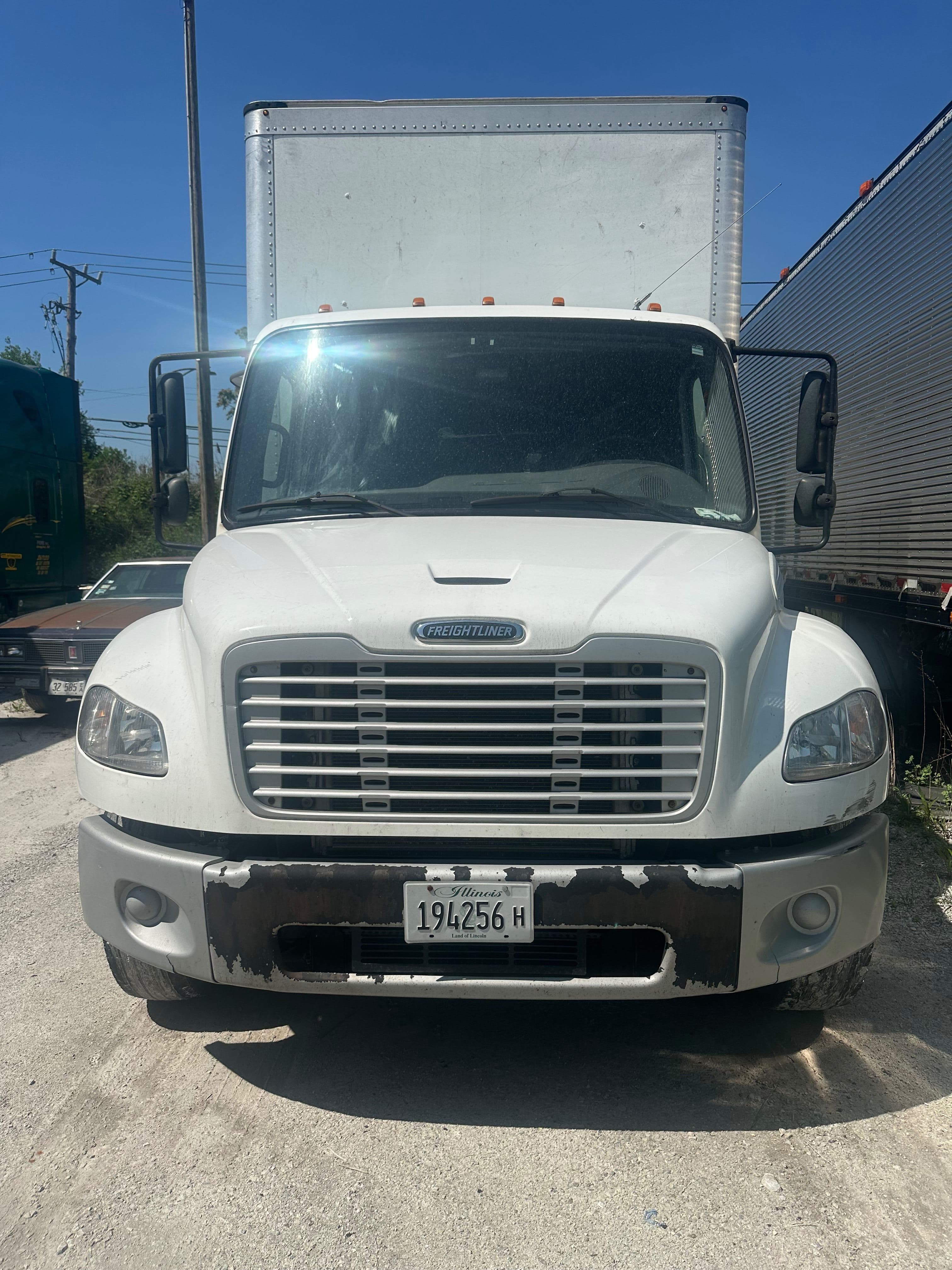 2018 Freightliner M2 image 7
