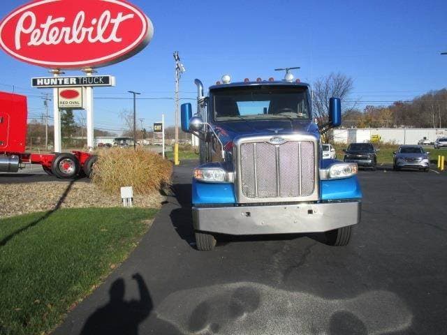 2020 Peterbilt 567 image 6