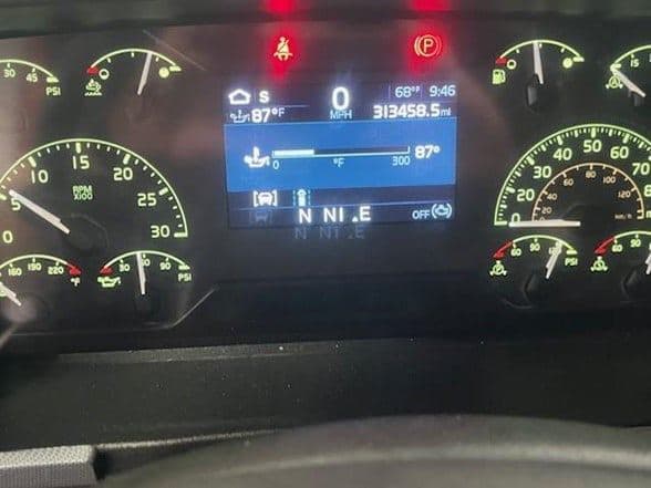 2023 Volvo VNL64T760 image 8