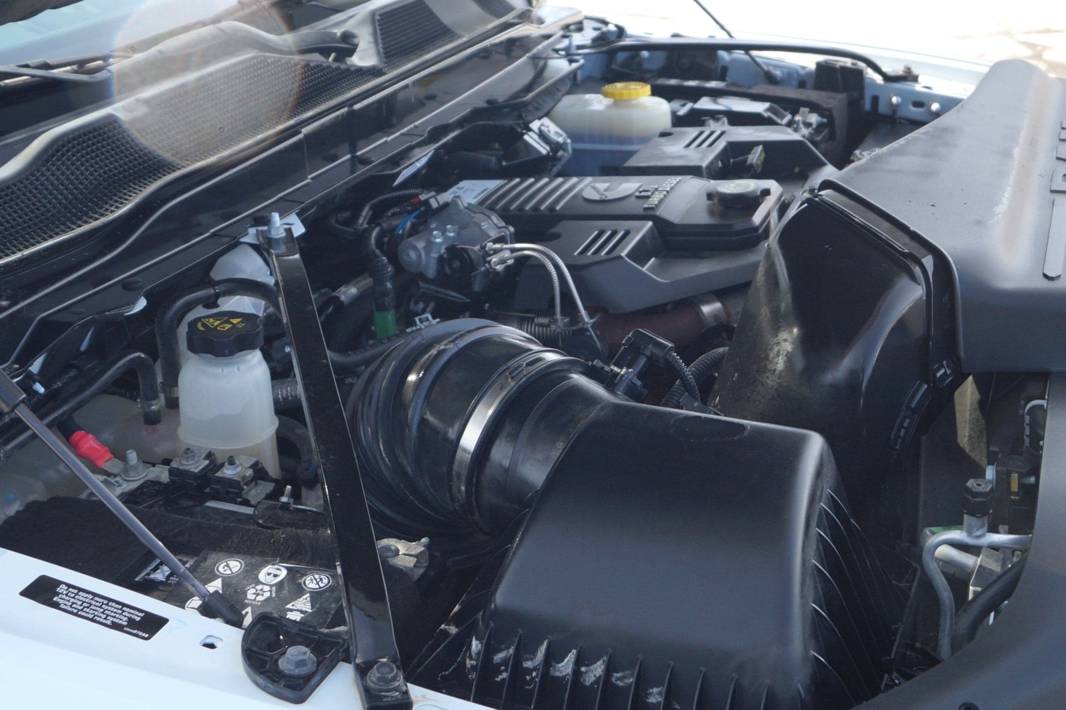 2023 RAM 2500 Tradesman - 8ft Flatbed - 4WD 6.7L I6 Cummins image 33
