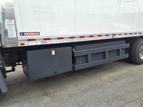 2026 Kenworth K270E image 9