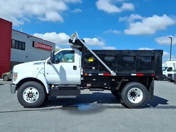 2026 Ford F650 SD image 4