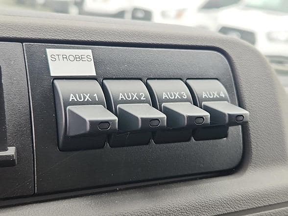 2025 Ford E350 SD image 12