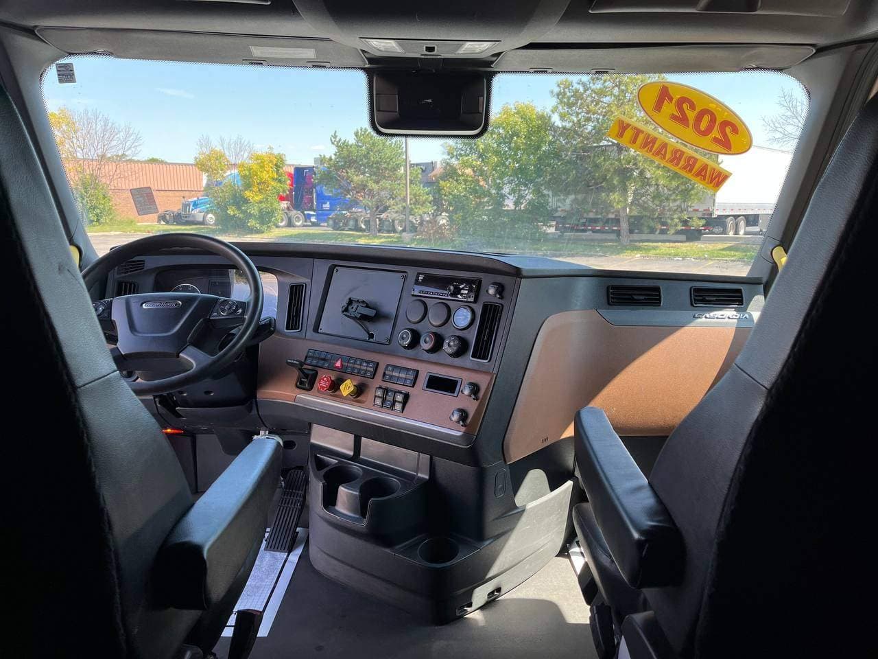 2021 Freightliner Cascadia 126 #1178 image 11
