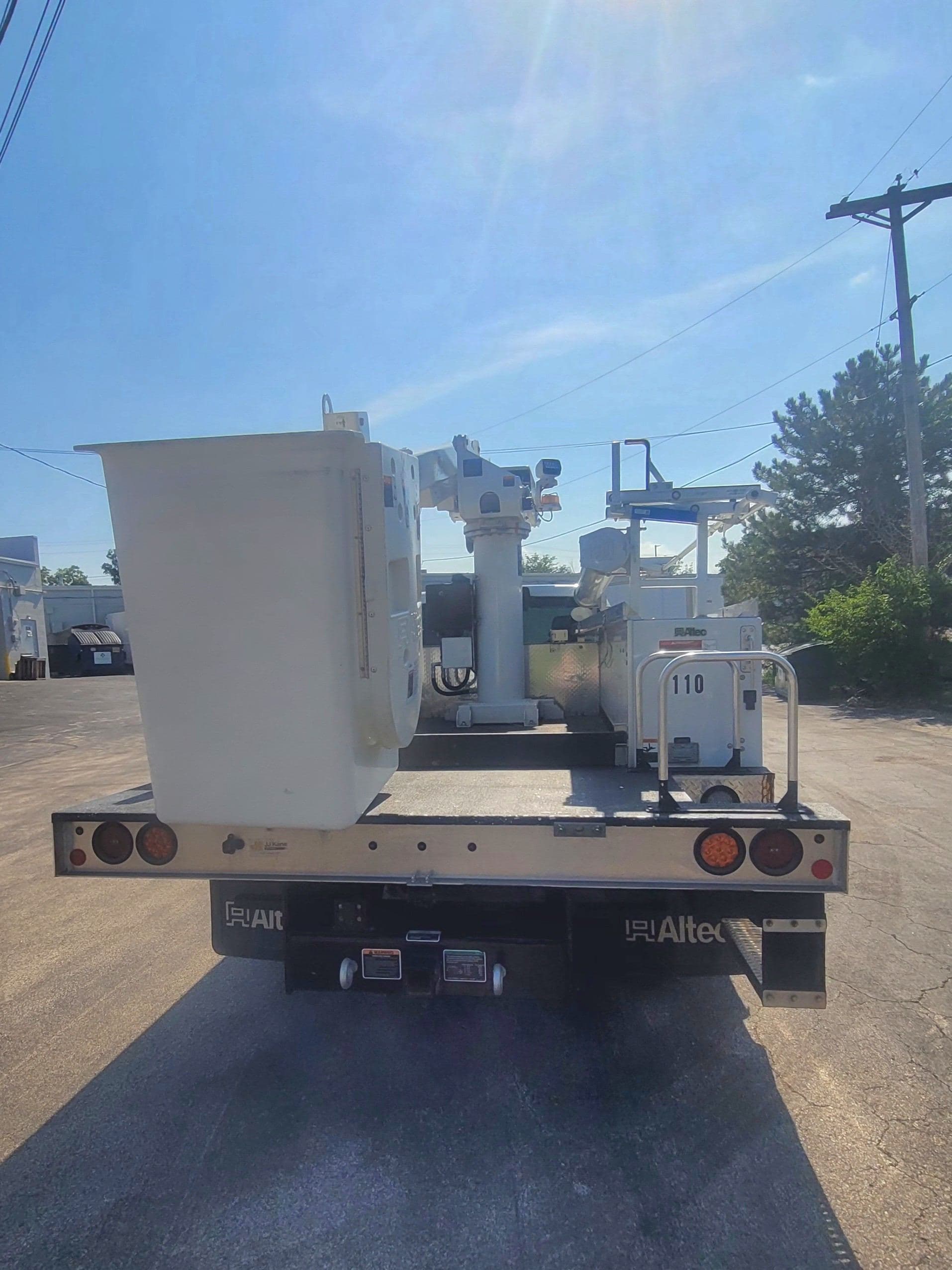 2022 Ram 5500 image 3