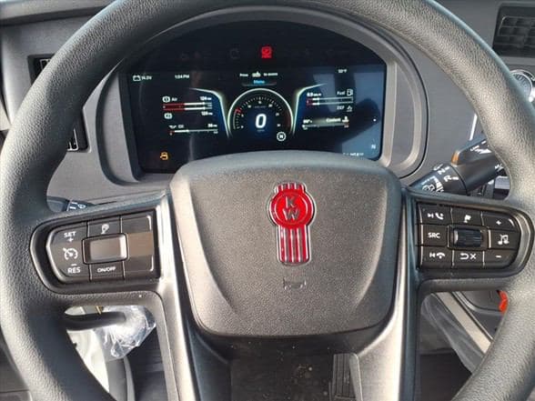 2026 Kenworth T880 image 19