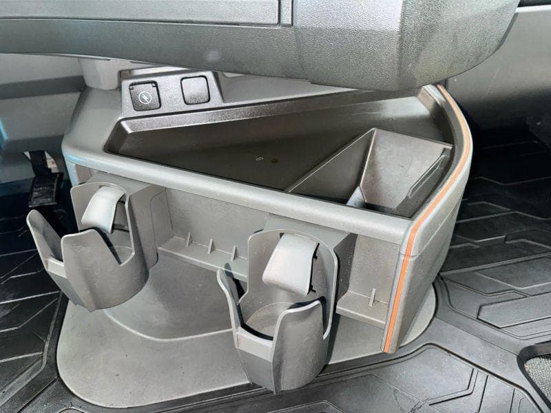 2020 Volvo VNL image 51