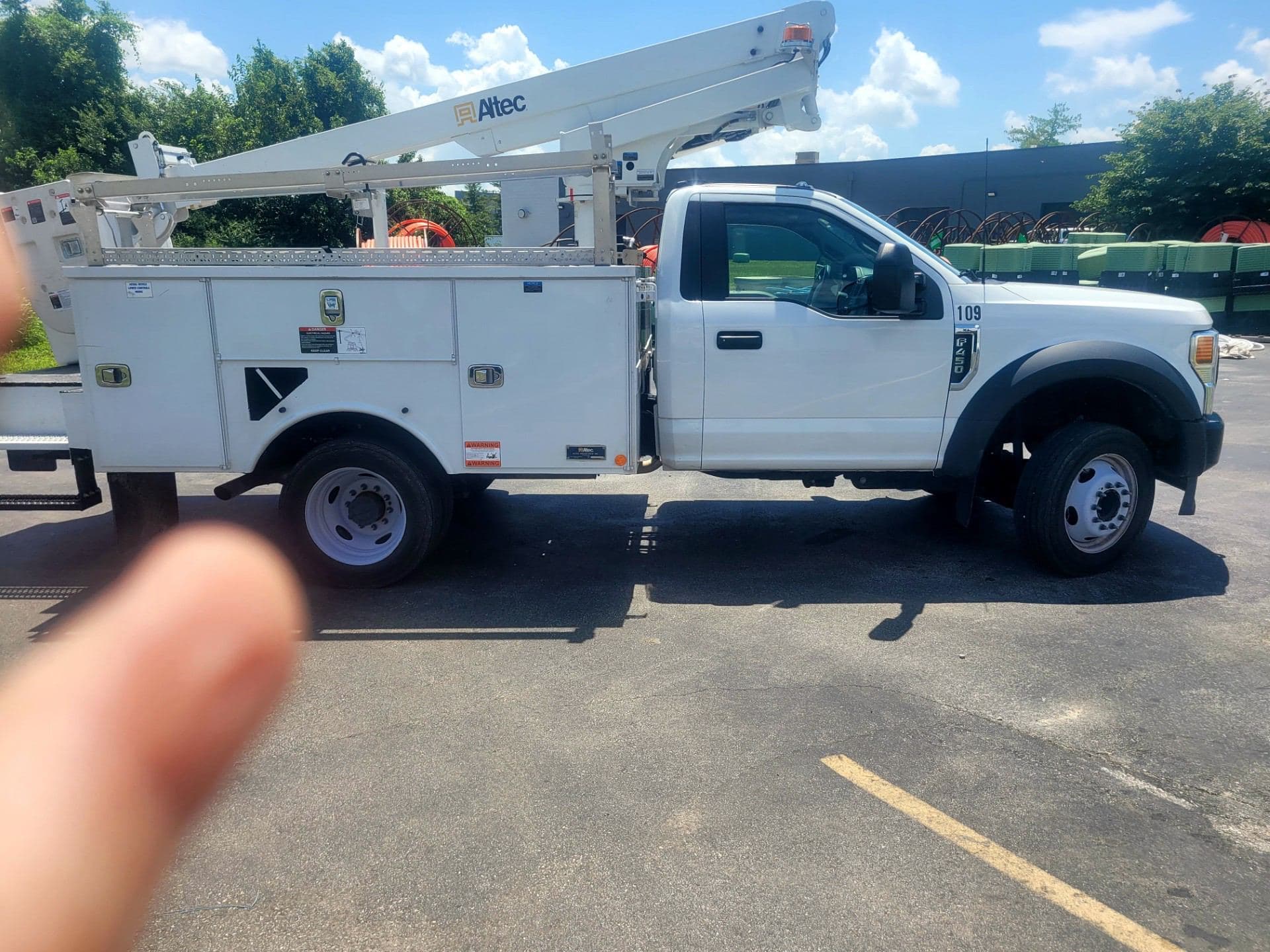 2022 Ford F-450 image 3