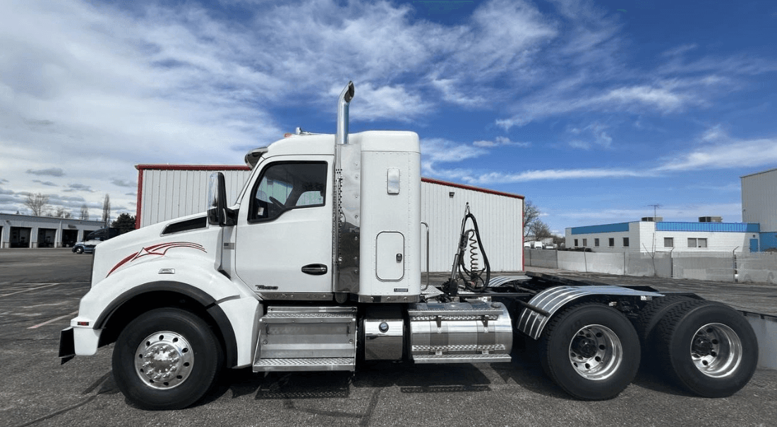 2020 Kenworth T880 image 5