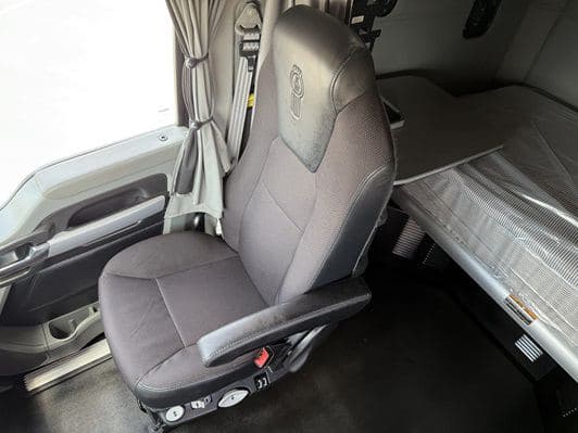 2022 Kenworth T680 image 22