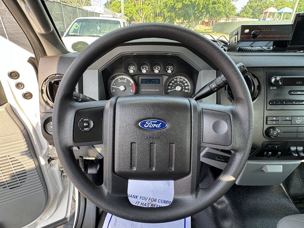 2016 Ford F550 image 64
