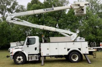 2016 Freightliner M2 106 image 7
