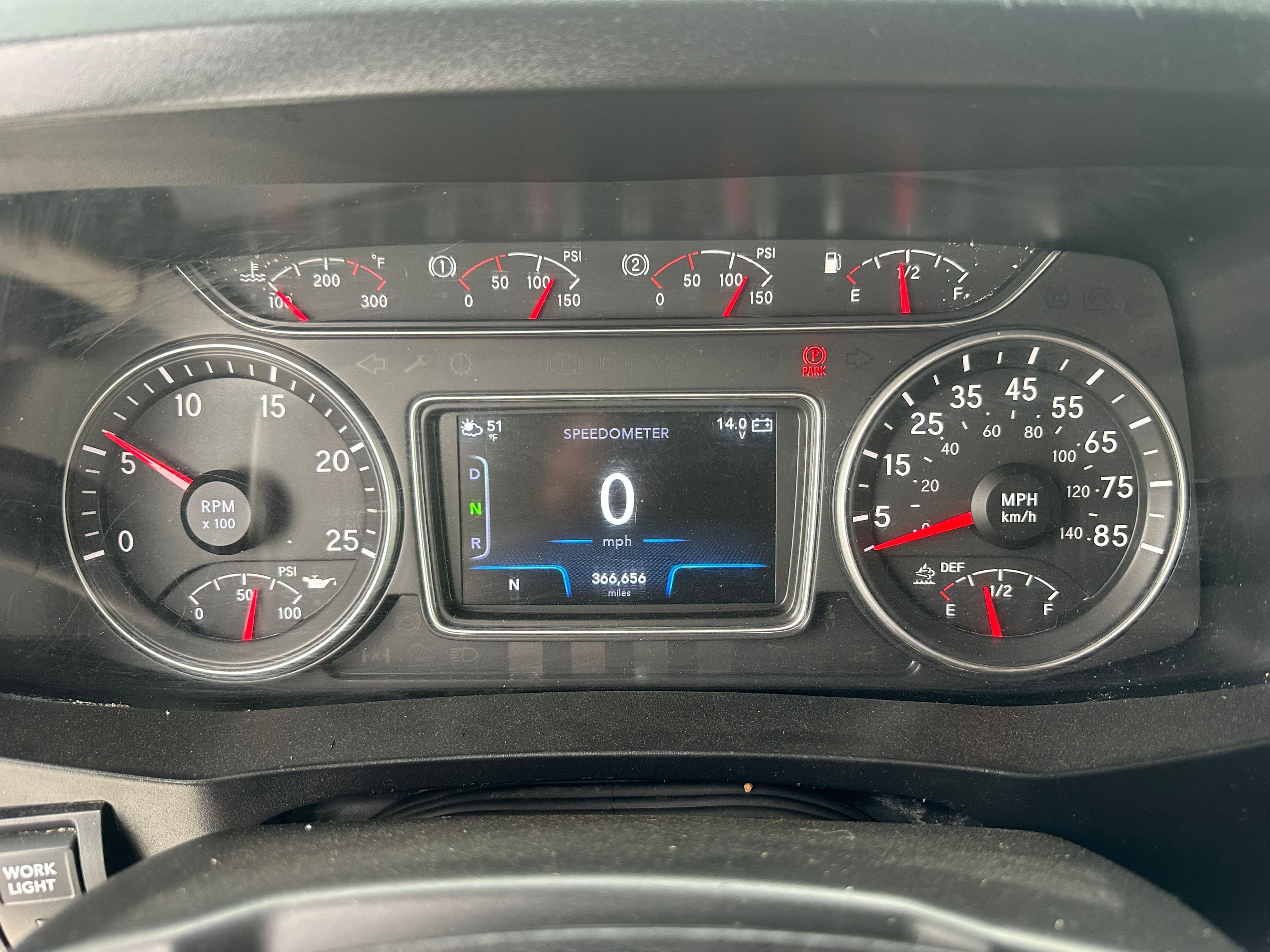 2022 International LT image 24