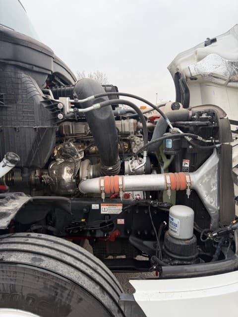 2026 Freightliner Cascadia image 9