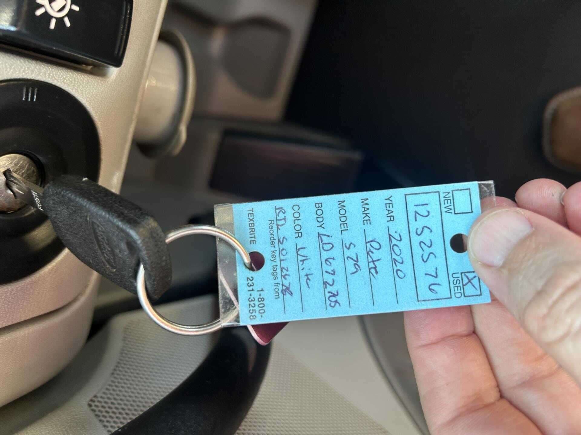 Used 2020 Peterbilt 579 Conventional - Day Cab in Houston, TX image 31