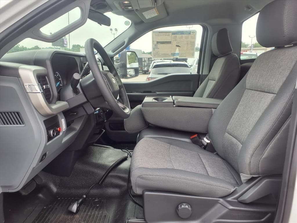 2026 Ford F550 SD XL image 14