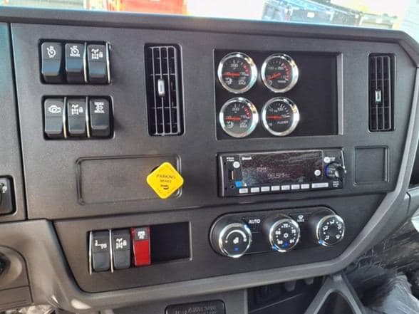 2025 Kenworth D5 image 8