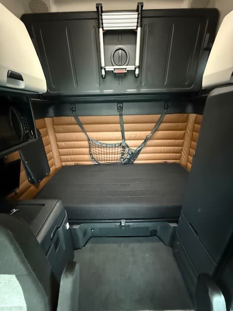 2022 Freightliner Cascadia image 9