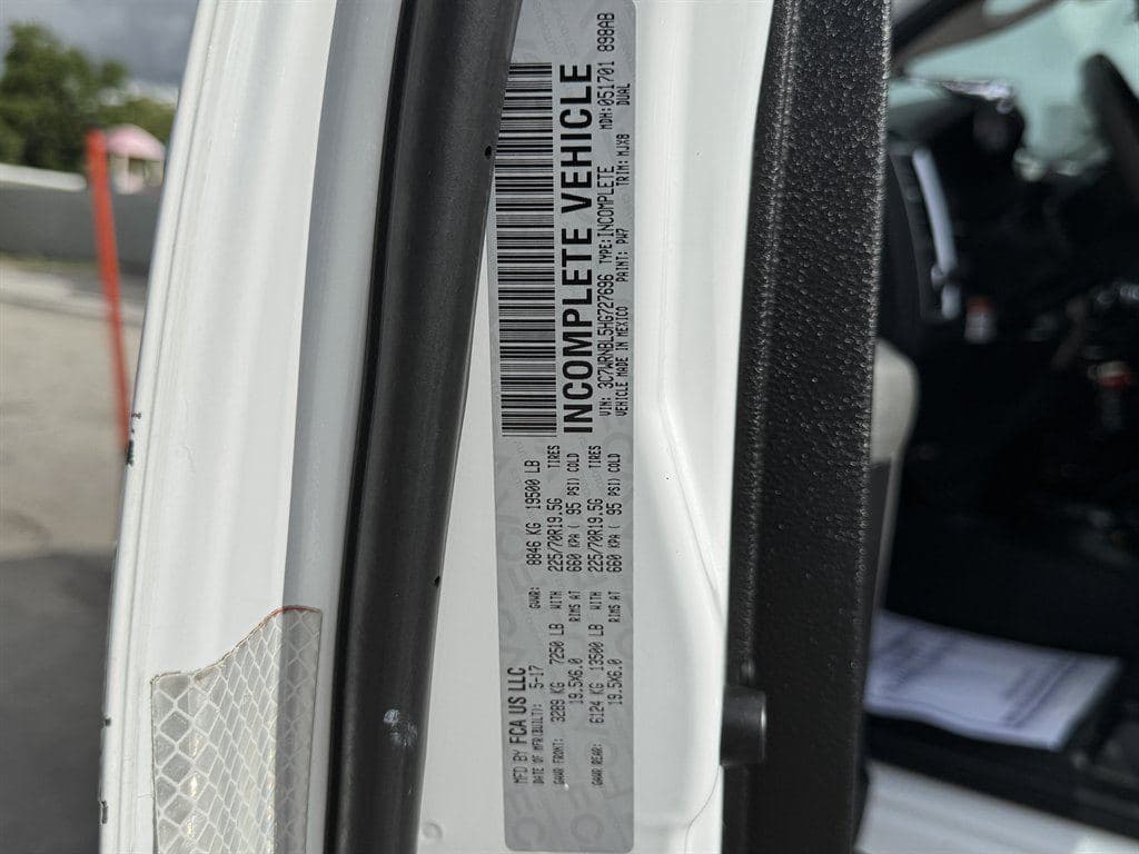 2017 RAM 5500 image 70