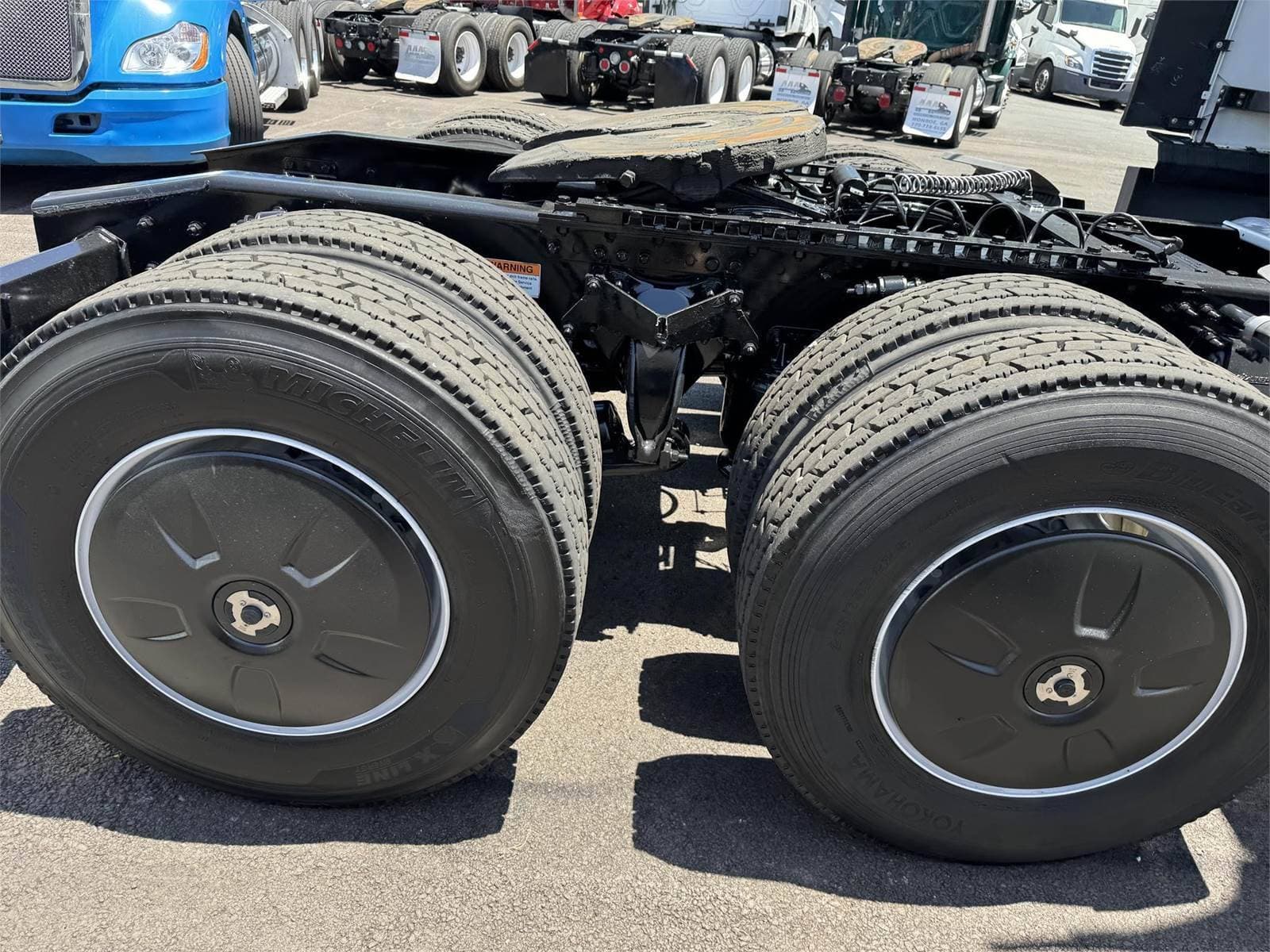 2021 Freightliner Cascadia image 11