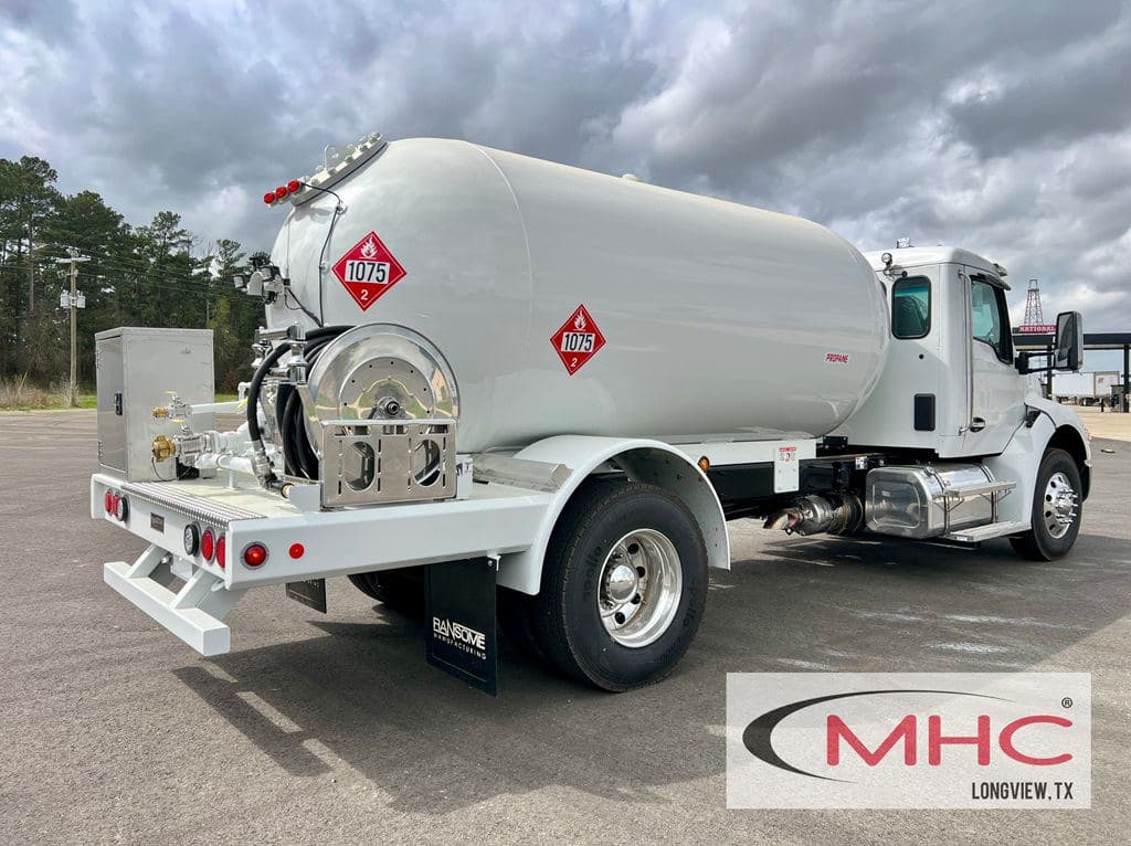 New 2026 KENWORTH T380 image 7