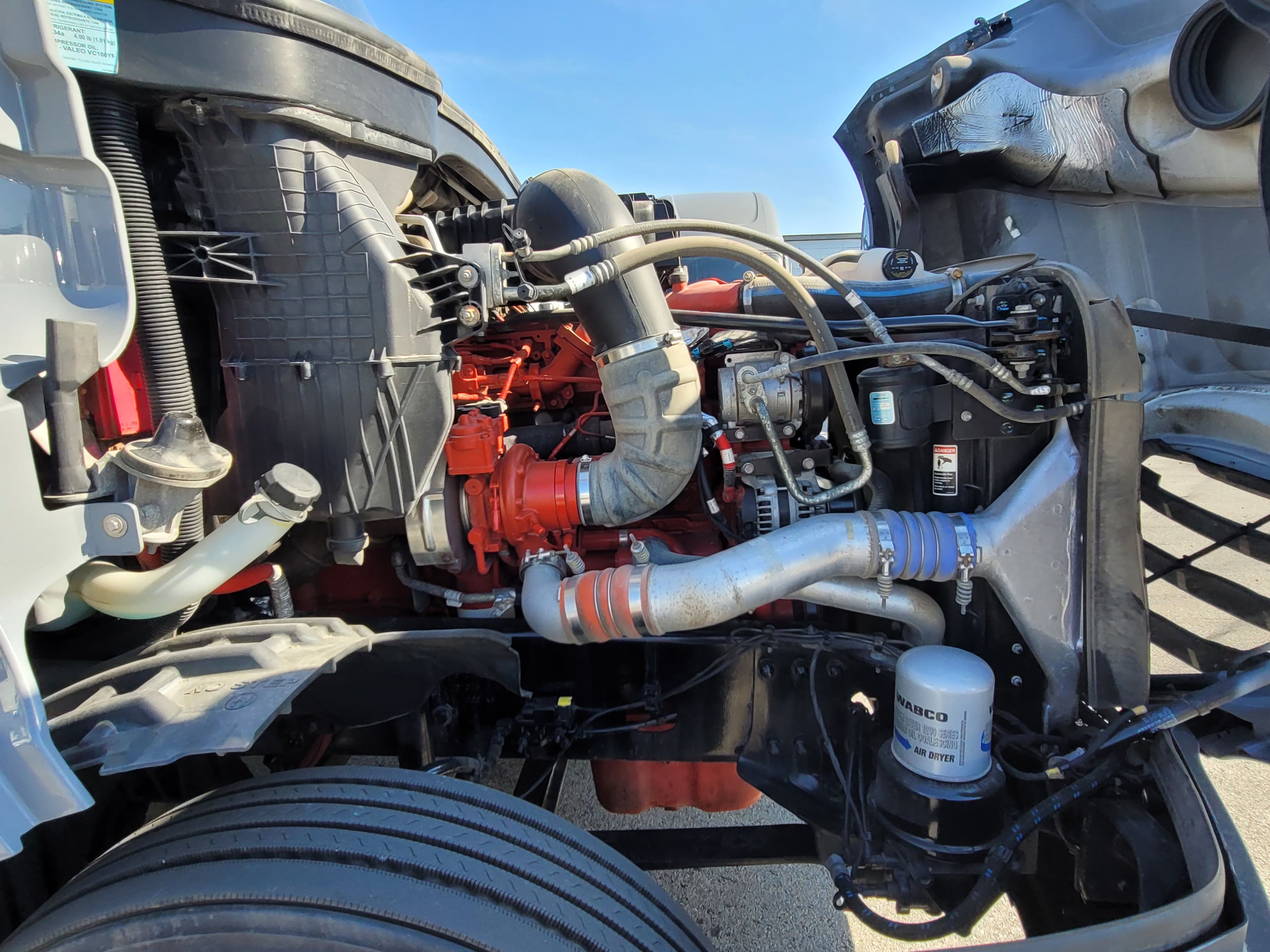 2023 Freightliner Cascadia 125 image 7