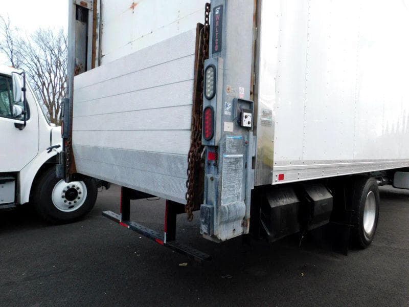 2017 Freightliner Cascadia 125 image 33