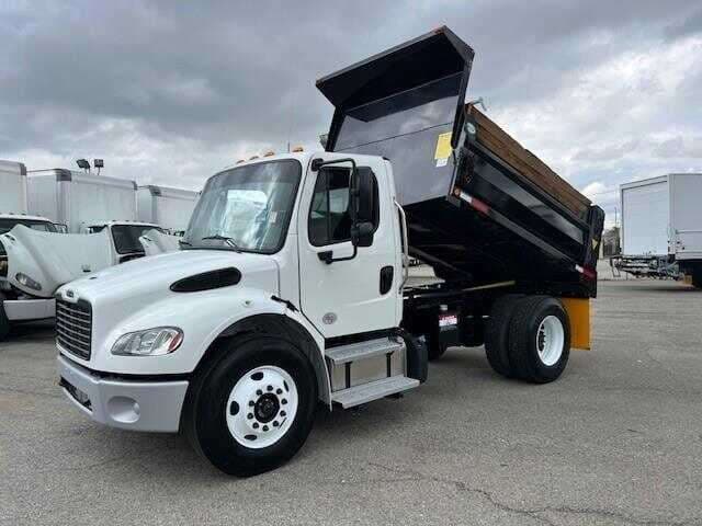 2022 Freightliner M2