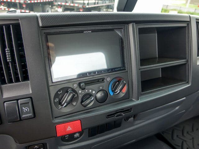 2024 Chevrolet 7500 XD LCF Diesel Work Truck UNDER CDL 26'x102"x97" Box Truck image 12