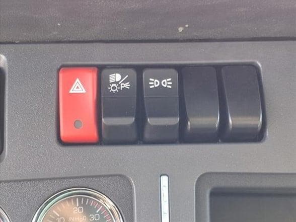 2025 Kenworth T880 image 20