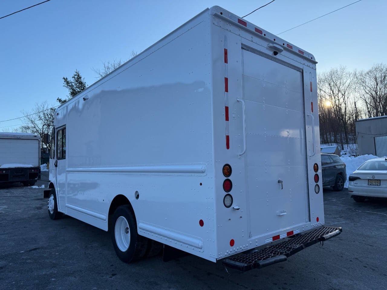 2021 Freightliner MT45 image 6