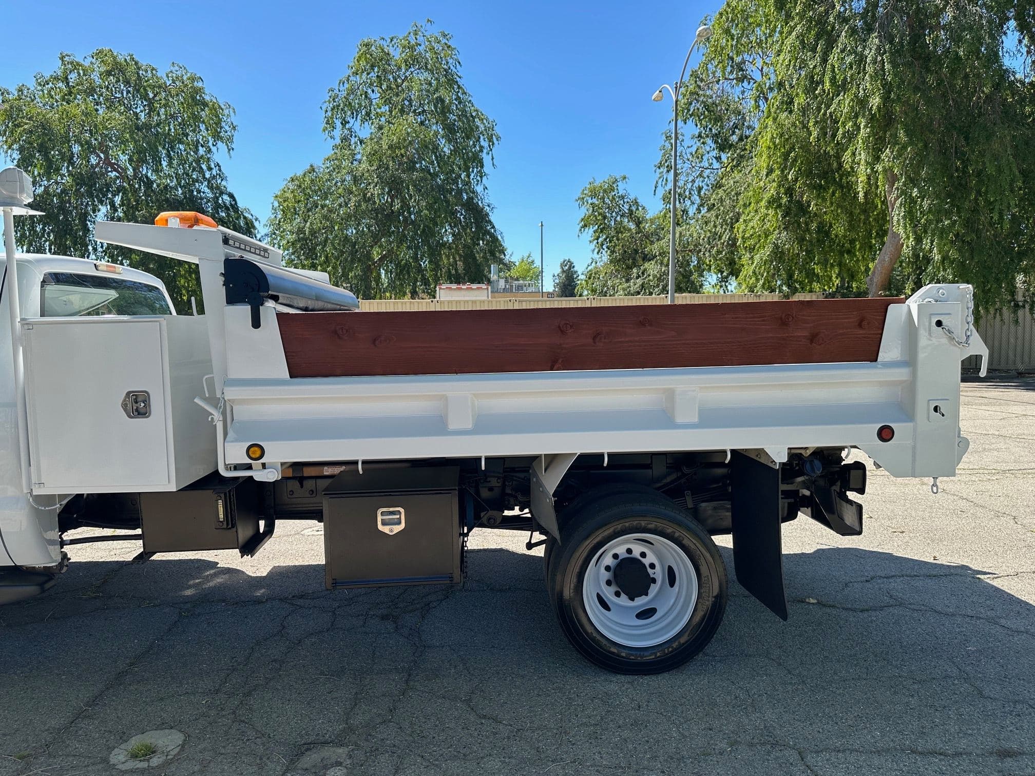 2011 FORD F550 SD 13432 image 30