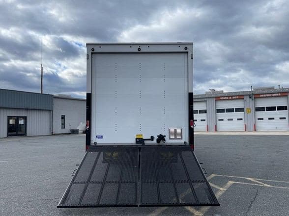 2024 Isuzu NPR HD image 7