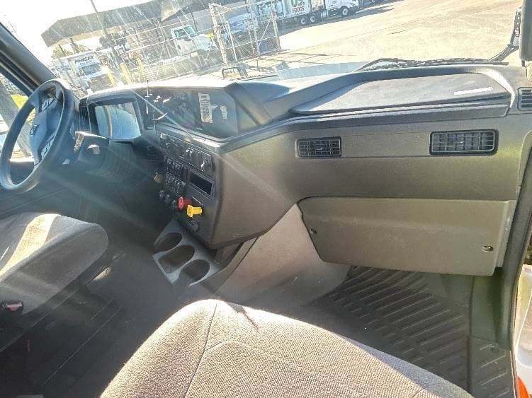 2023 International LT62F image 10