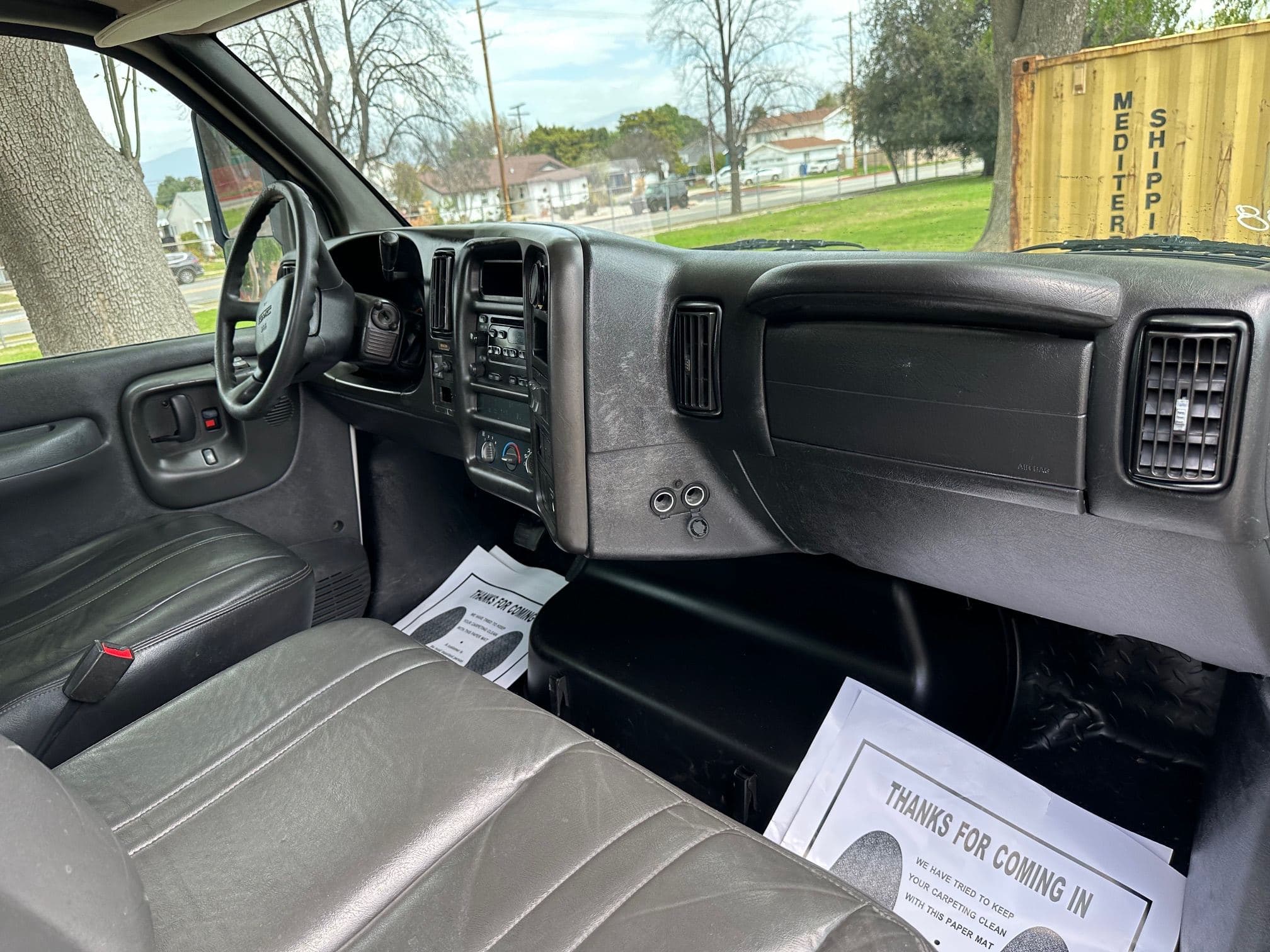 2008 GMC TOPKICK C6500 Cab and Chassis image 21