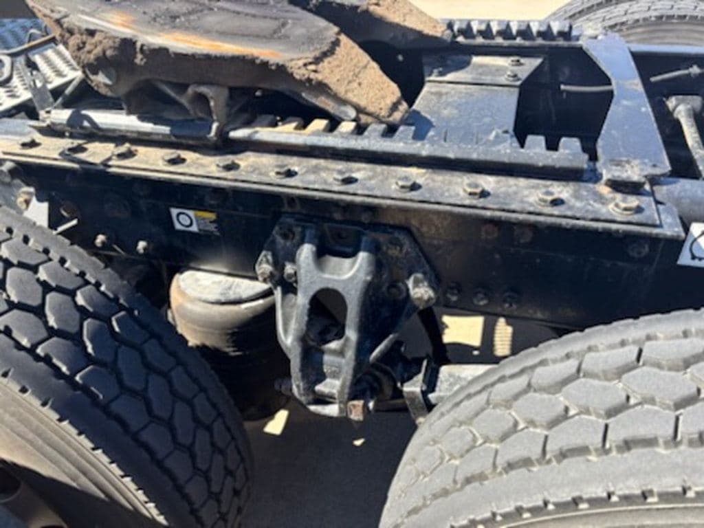 Used 2019 KENWORTH W900L image 3