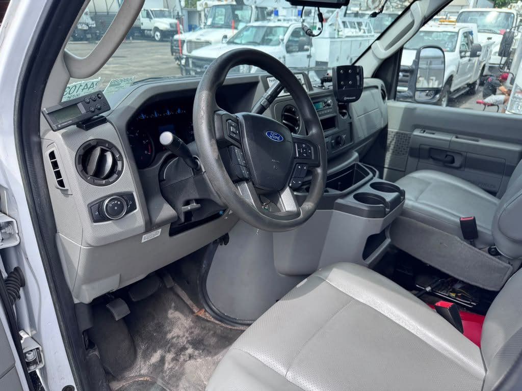 2024 Ford E350 Cutaway image 14
