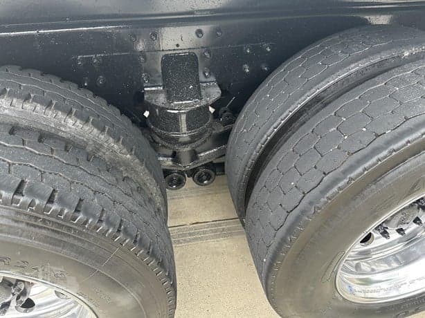 2021 Kenworth T880 image 4