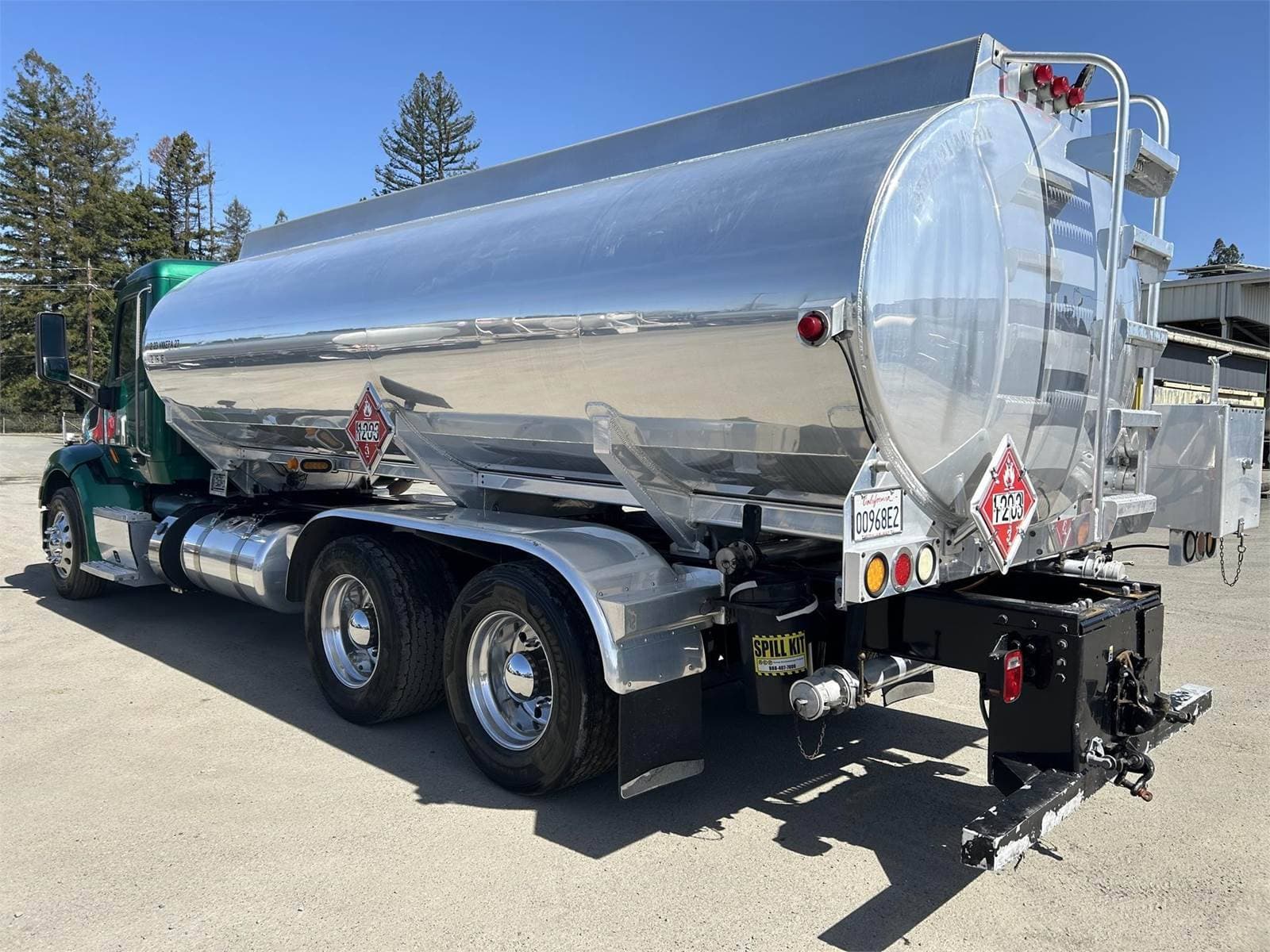 2017 Peterbilt 579 image 4