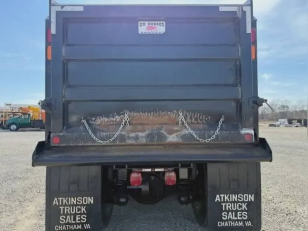 2023 Peterbilt 567 image 6