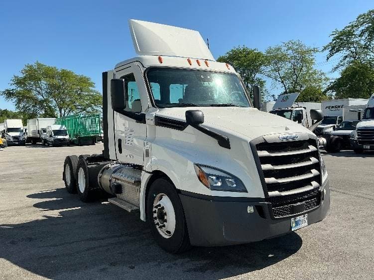 2021 Freightliner Cascadia image 5