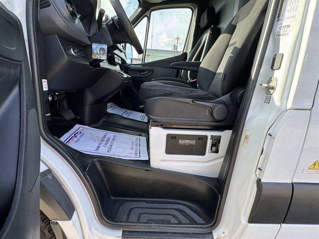 2019 Freightliner Sprinter 3500 image 52
