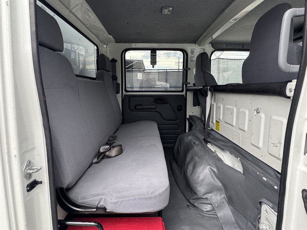 2021 Isuzu NPR XD image 45