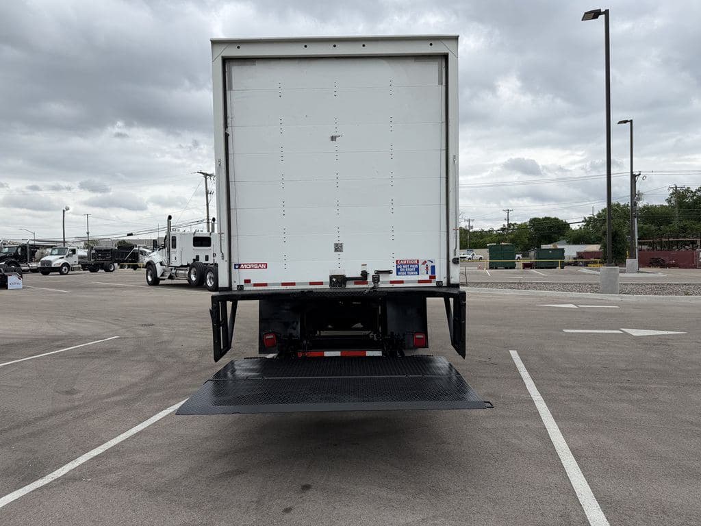 Used 2022 KENWORTH T270 image 5