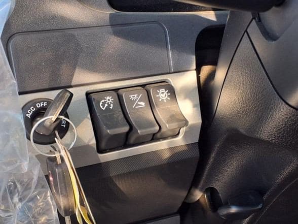 2026 Kenworth T880 image 23