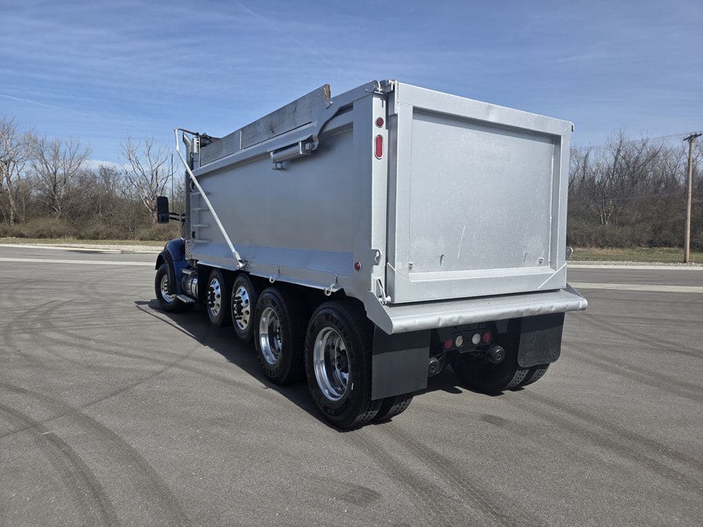 Used 2018 KENWORTH T880 image 11
