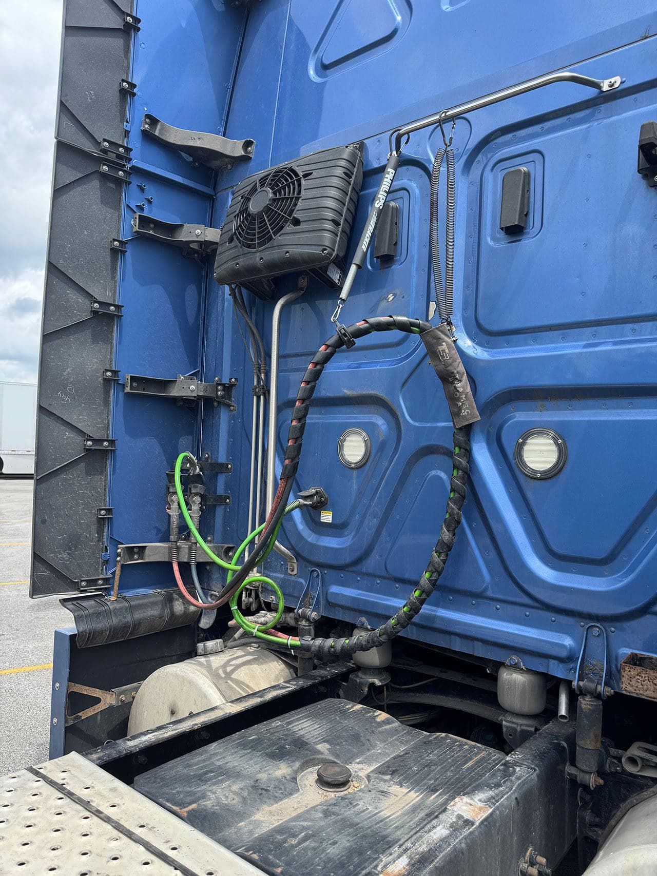 2019 Freightliner Cascadia 126 image 6