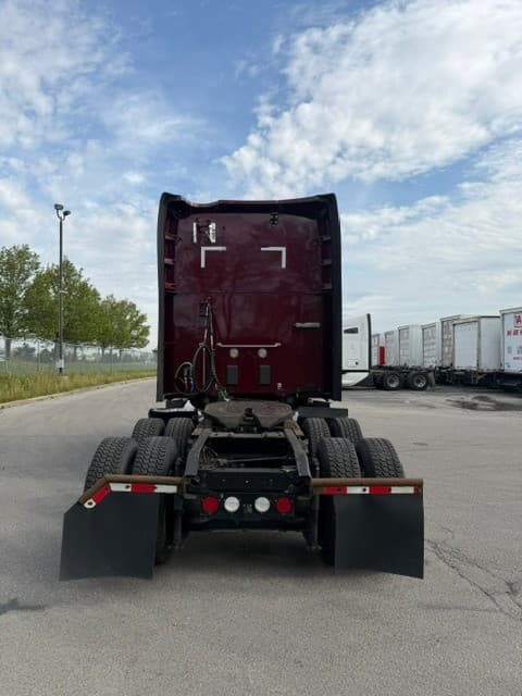 2020 Kenworth T680 image 11