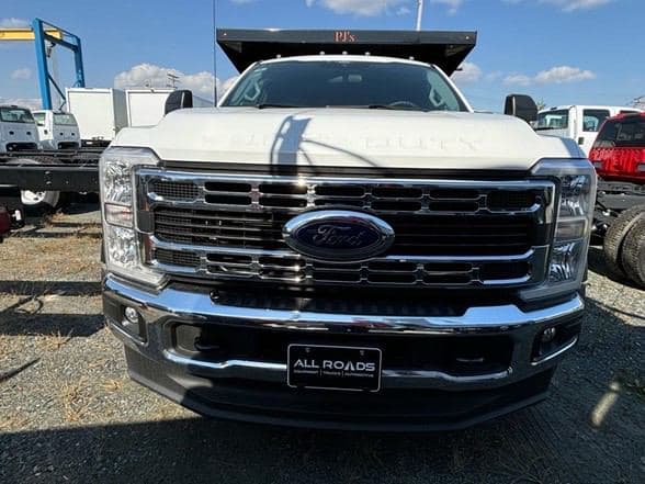 2024 Ford F550 image 8