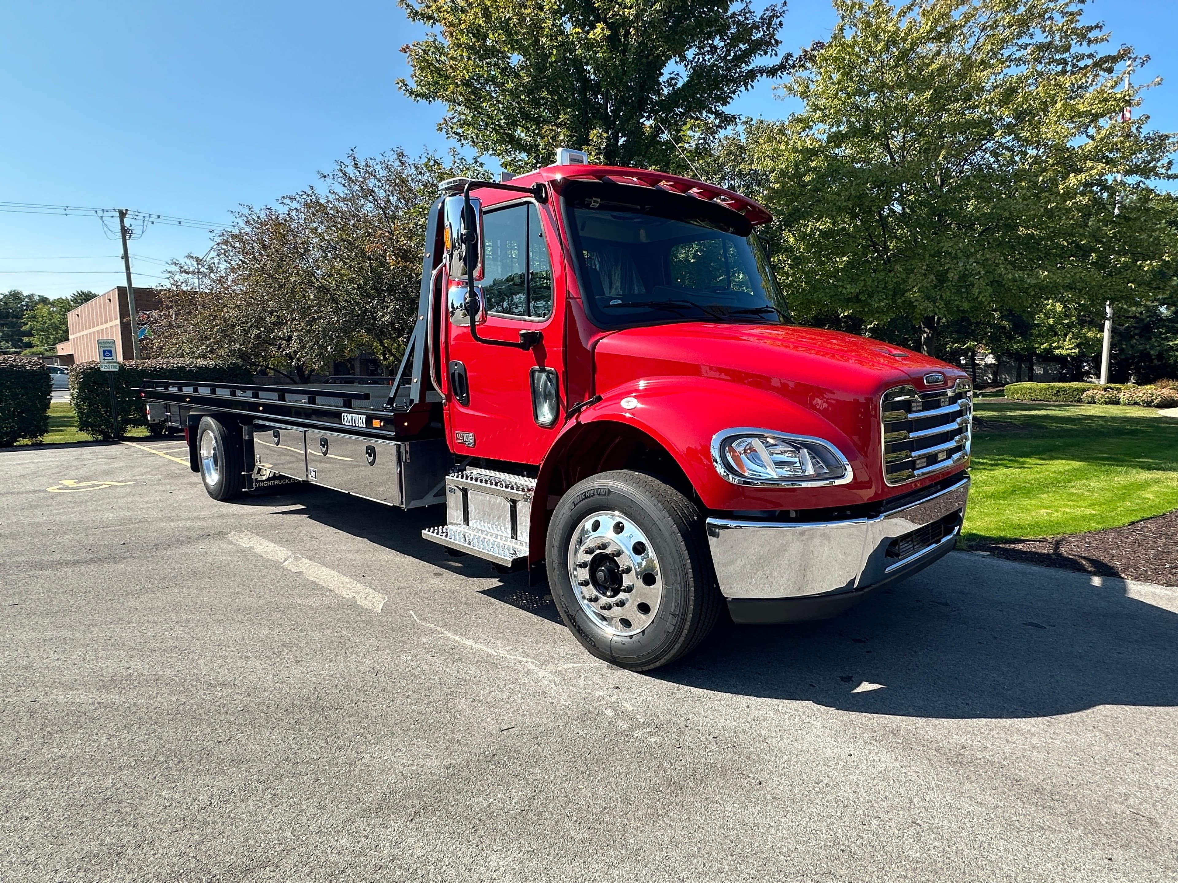 2025 Freightliner M2 106 Medium Duty WITH A CENTURY 24' STEEL CARRIER  (SK#: 6037C) image 8